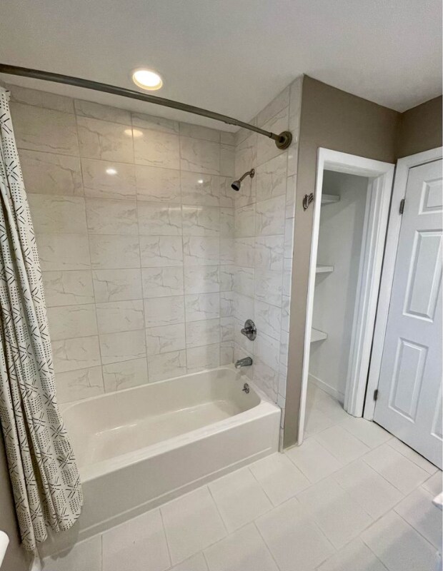 Building Photo - 132 Park Pl