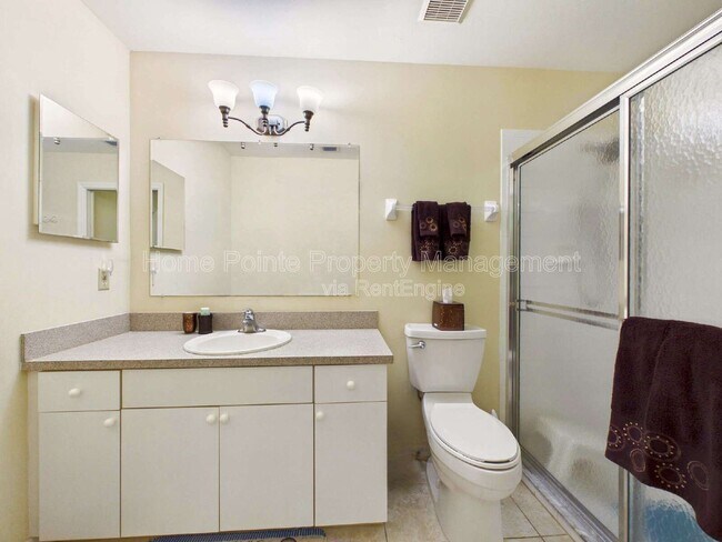 Building Photo - 20611 Country Creek Dr