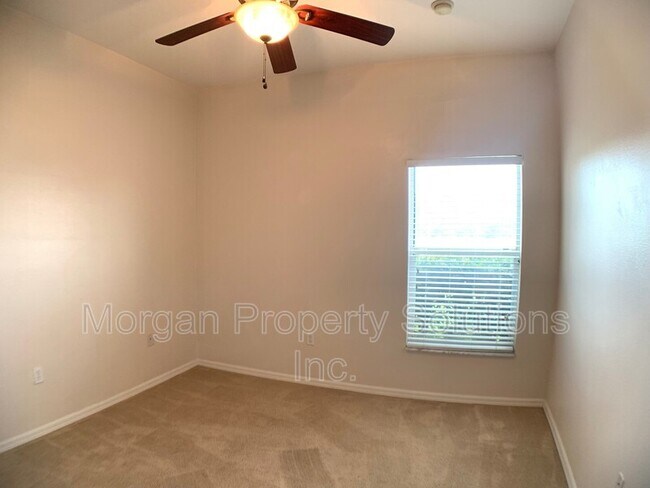 Building Photo - 3405 Great Pond Dr