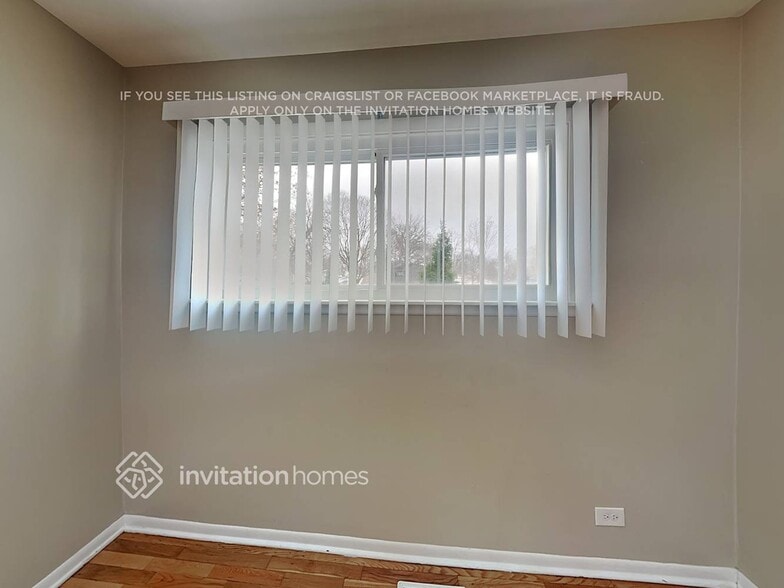 Building Photo - 421 Spruce Dr