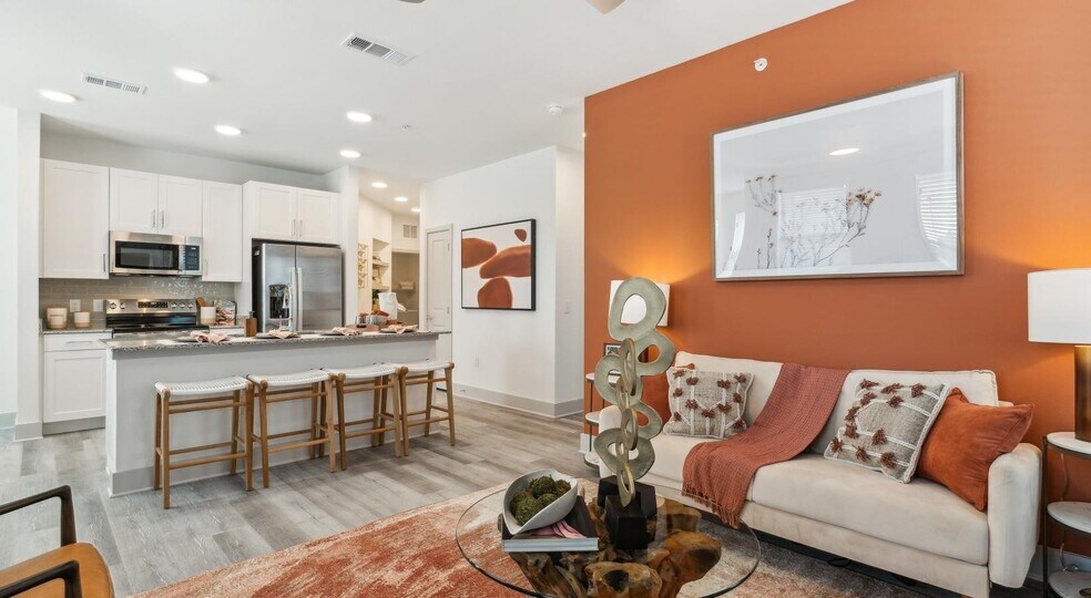 Building Photo - 5400 Huffines Blvd