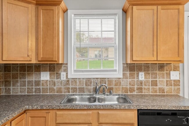 Building Photo - 114 Grisham Dr