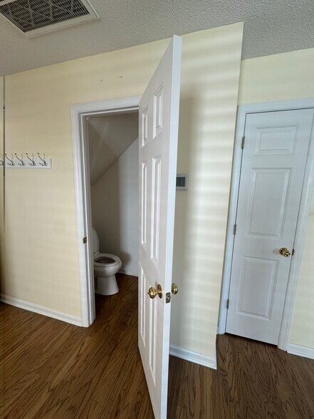 Building Photo - 2540 Blackwolf Run Ln