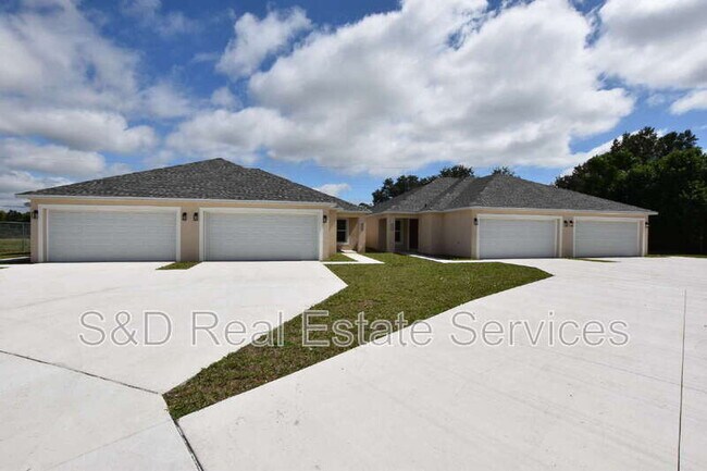Primary Photo - 1111 Mercury Dr E