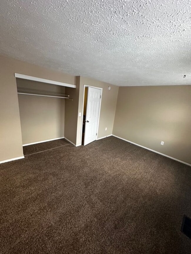 Building Photo - 1290 Emerson St