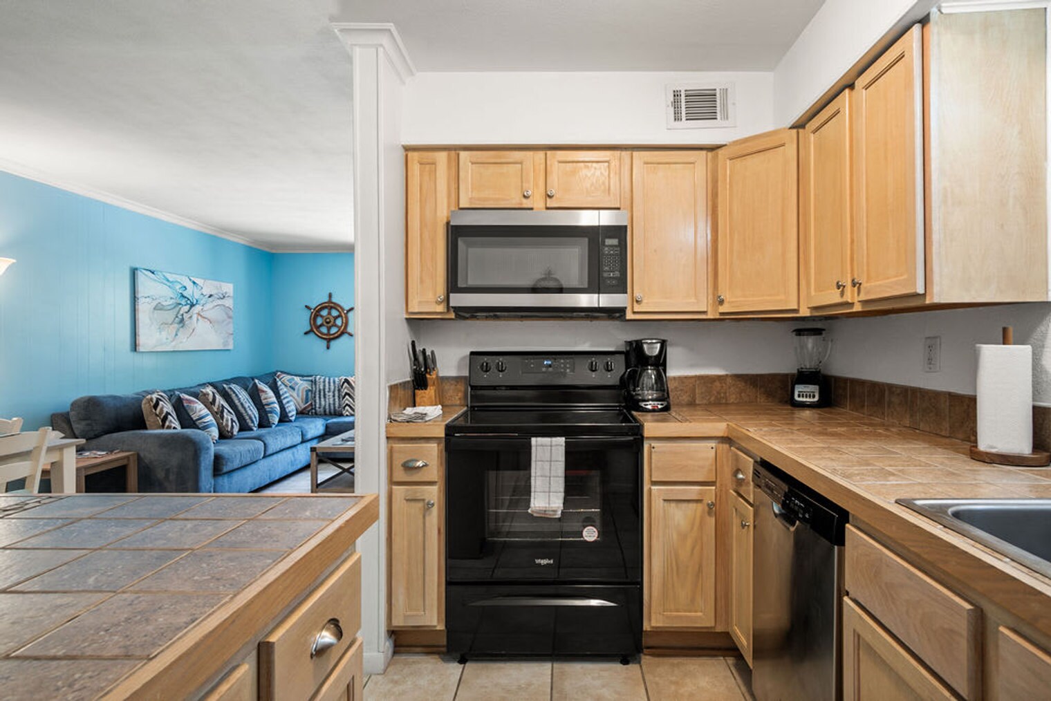 Building Photo - 2025 Eleventh Street-SI FL2-ID1023387P