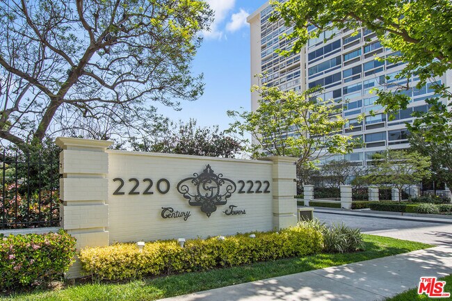 Building Photo - 2222 Ave of the Stars