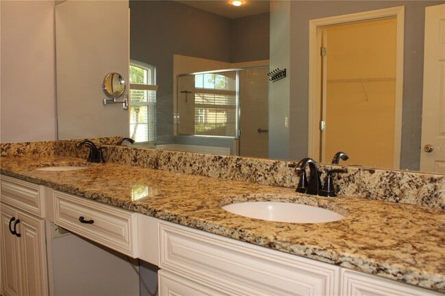 Building Photo - 4423 Useppa Dr