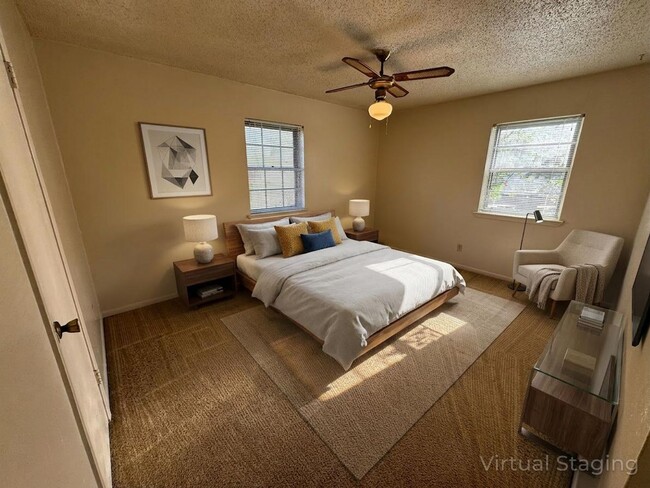 Building Photo - 1104 Cummings Ave