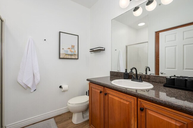 Building Photo - 5450 E Deer Valley Dr