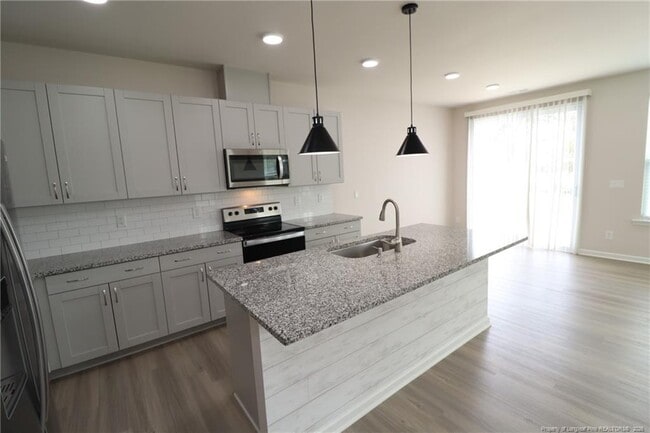 Building Photo - 104 Kineton Woods Way