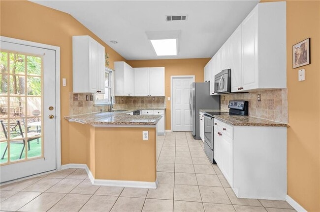 Building Photo - 1564 Chadwick Point Ct NW