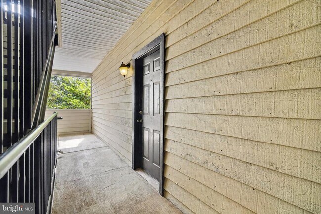 Building Photo - 12160 Penderview Ln