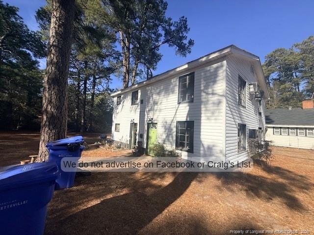 Building Photo - 201 Country Club Dr