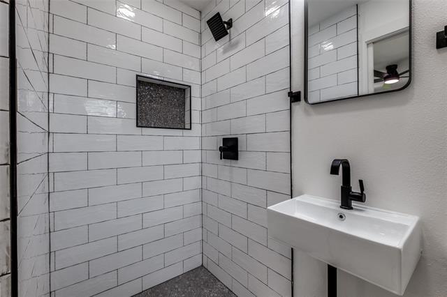 Building Photo - 11341 Gatewood Pl