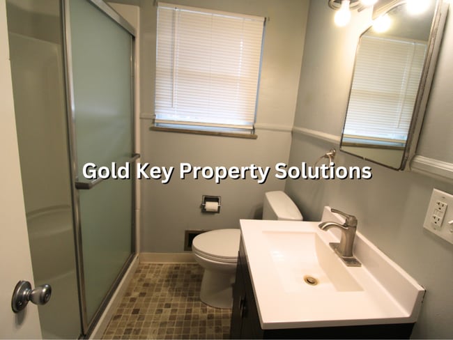 Building Photo - 810-812 Alhambra Dr