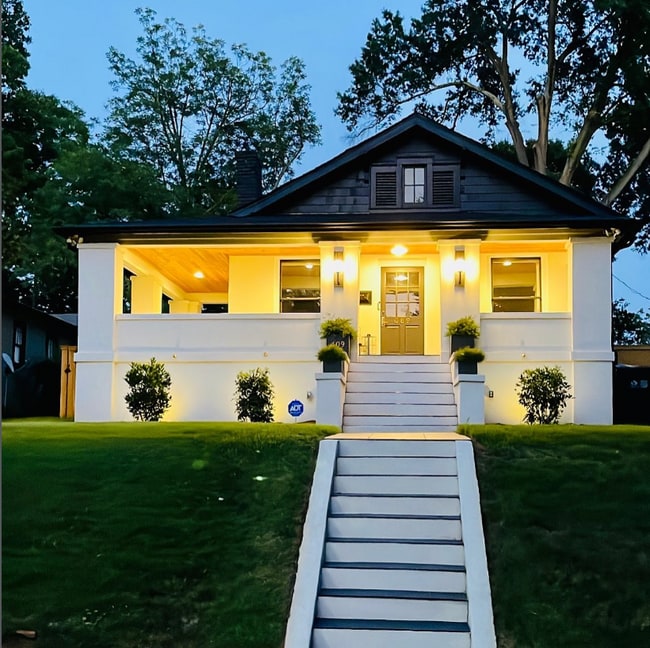 Building Photo - 409 Walnut Ave