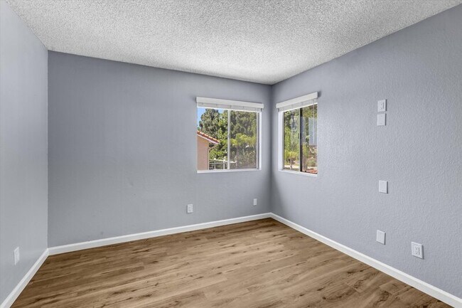 Building Photo - 625 Forester Ln