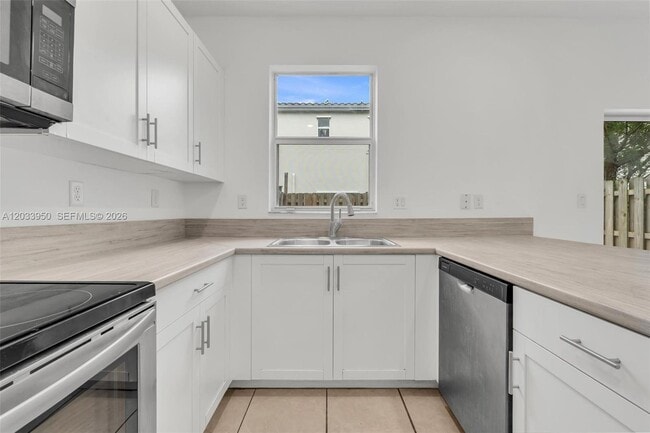 Building Photo - 1791 SE 27th Terrace