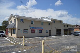 Building Photo - 2166 Old Mountain Rd