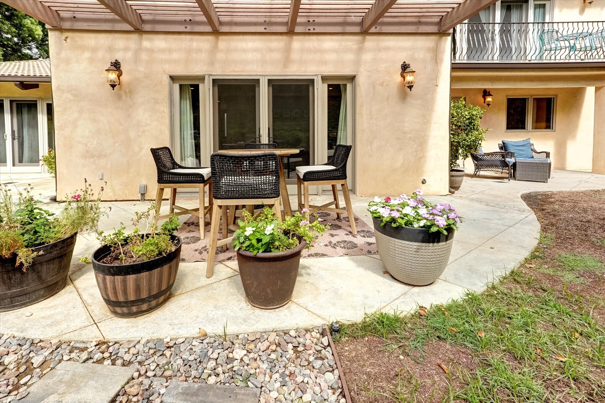 Building Photo - 4751 Topeka Dr