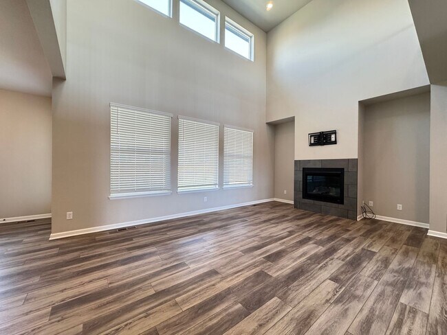 Building Photo - Beautiful Newer Home in Timnath