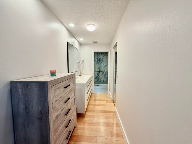 Building Photo - 7935 La Mirada Dr