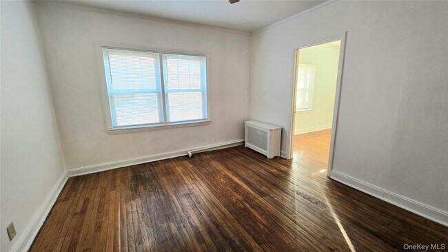 Building Photo - 68-09 Alderton St