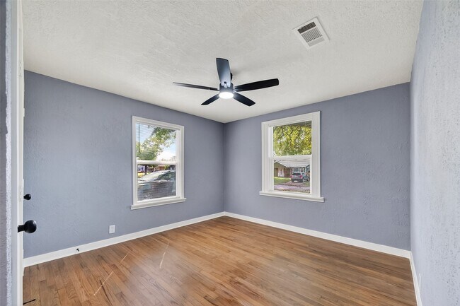 Building Photo - 4727 Arvilla Ln