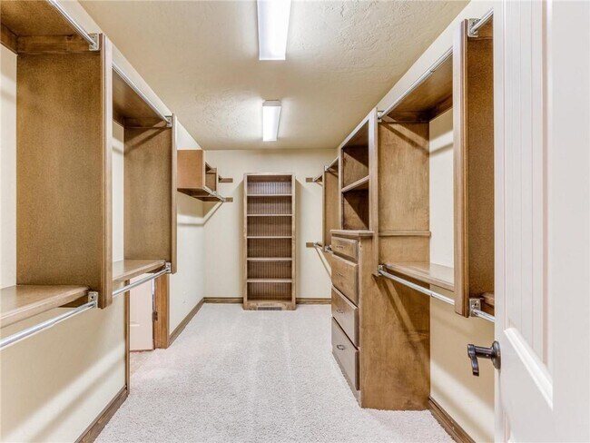 Building Photo - 4908 Arbuckle Dr