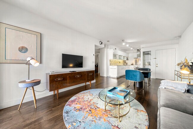 Building Photo - 199 14th St NE