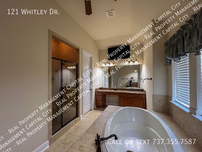 Building Photo - 121 Whitley Dr