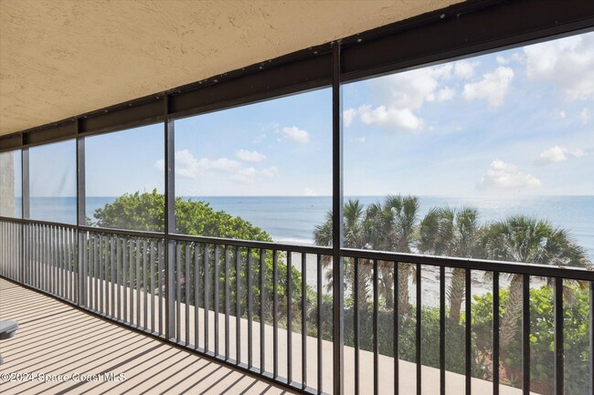 Building Photo - 1125 Jimmy Buffett Mem Hwy