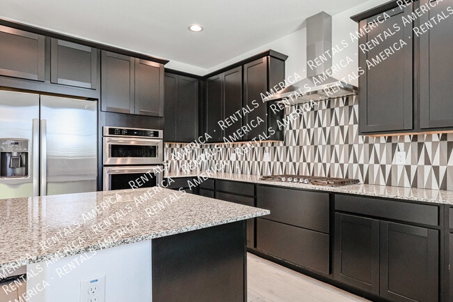 Building Photo - 5509 N 108th Ave