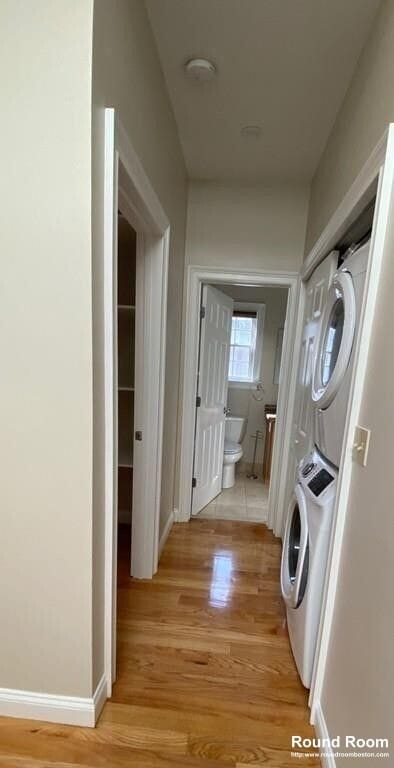 Building Photo - 261 W 2nd St