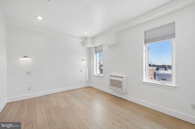 Building Photo - 633 N 64th St