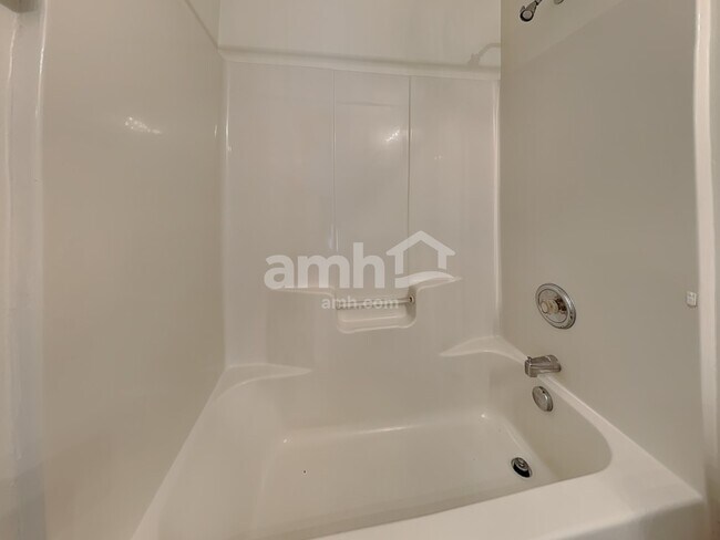 Building Photo - 4322 Wills Way