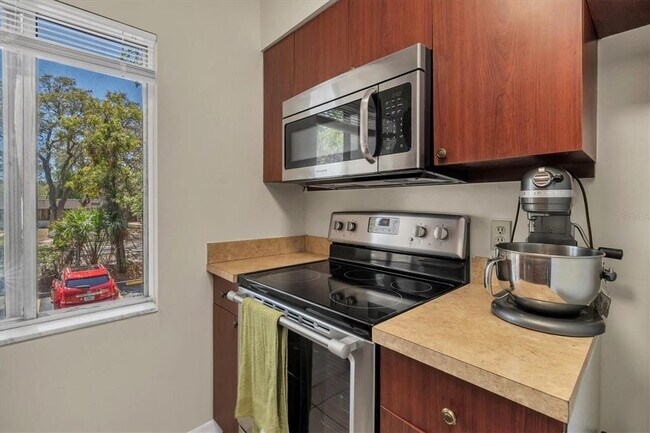 Building Photo - 7505 Pitch Pine Cir