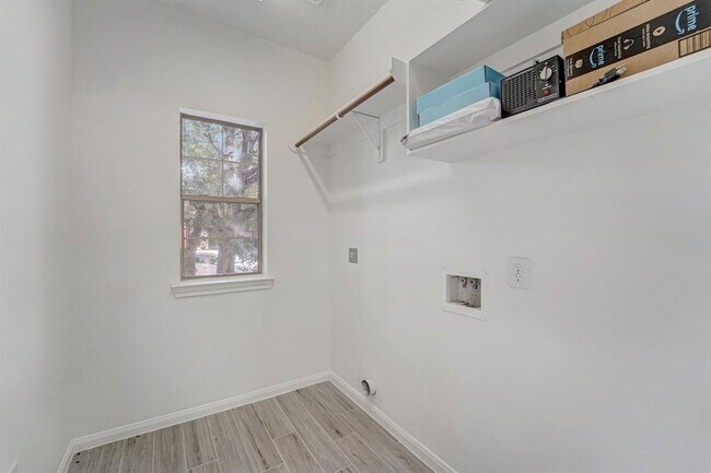 Building Photo - 25608 Thornhill Creek Ct