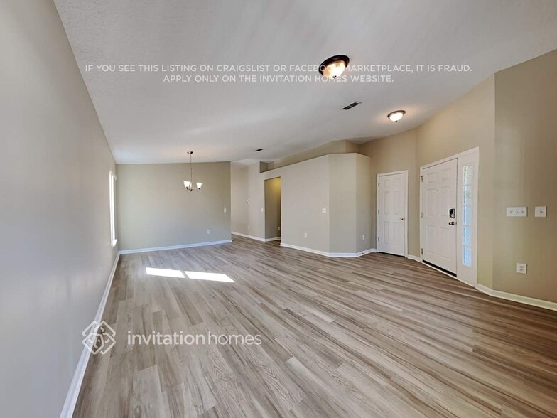 Building Photo - 1433 Woodland View Dr