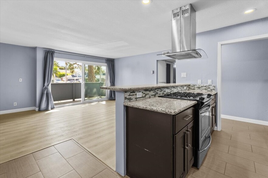 Building Photo - 2411 Prospect Ave