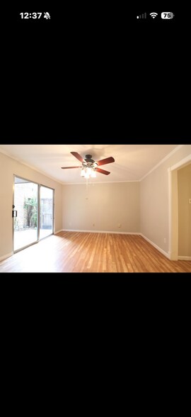 Building Photo - 2727 Briarhurst Dr