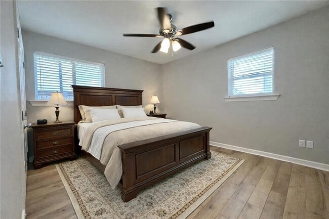 Building Photo - 339 39th St