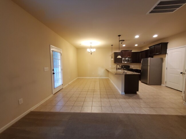 Building Photo - 821 Bellingham Way
