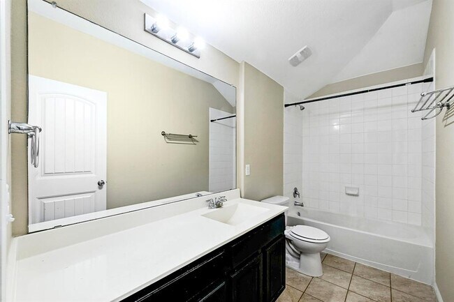 Building Photo - 1133 Tailwater Cv