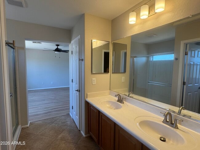 Building Photo - 3743 W Keller Dr