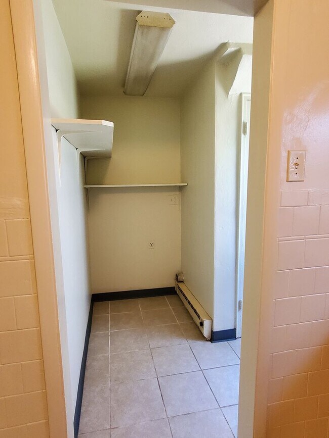 Building Photo - REV5214#A-EA