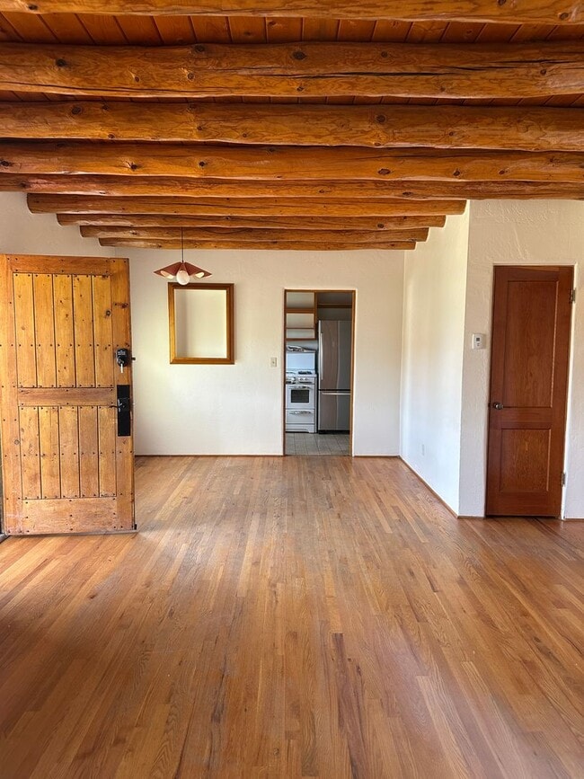 Building Photo - 1361 Santa Rosa Dr