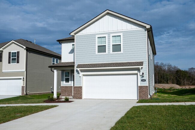 Building Photo - Spacious Old Hickory Townhome with Loft & Walk-In Closets