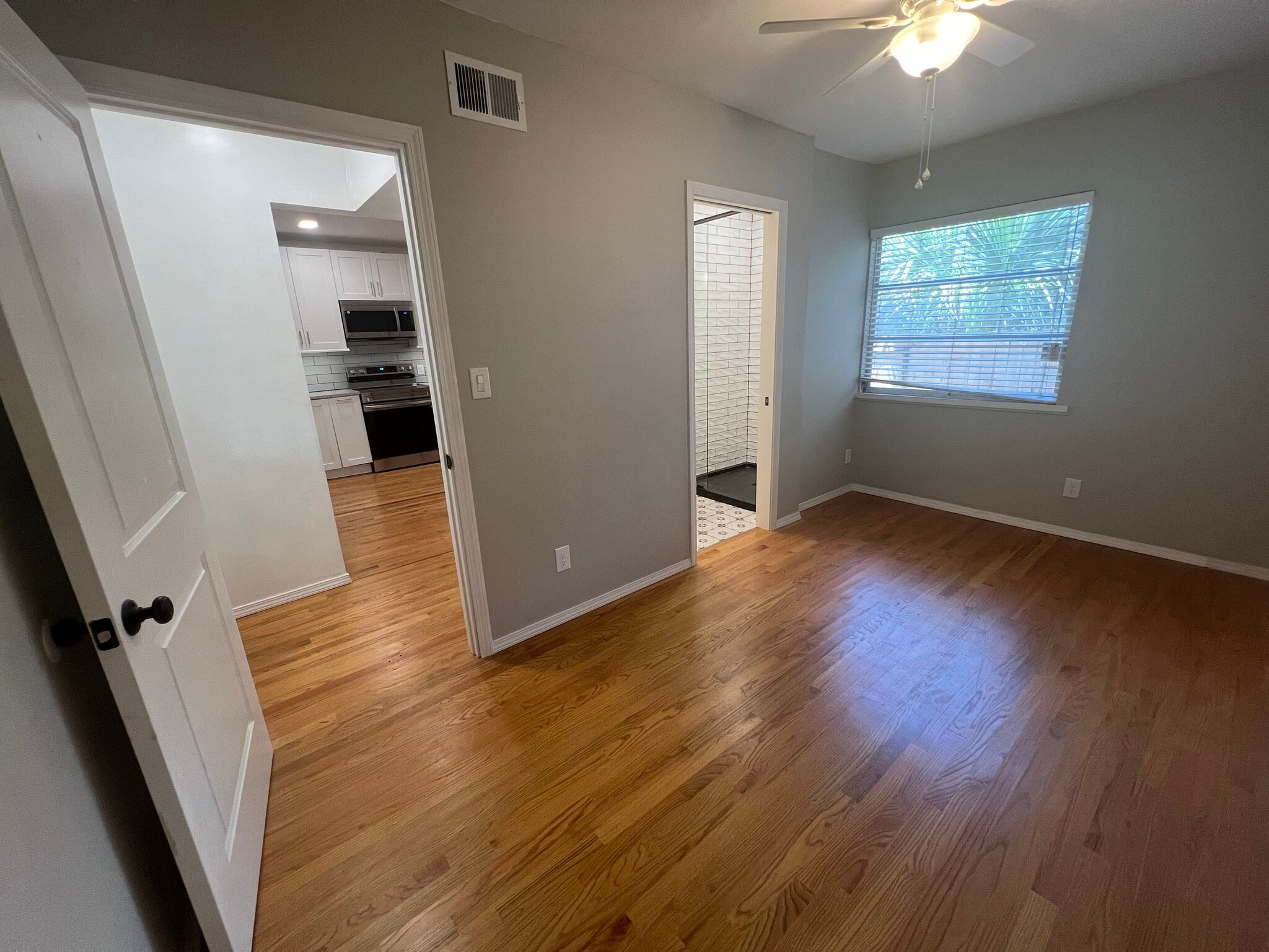 Bedroom 3 with Ensuite Bathroom - 3880 Walsh St